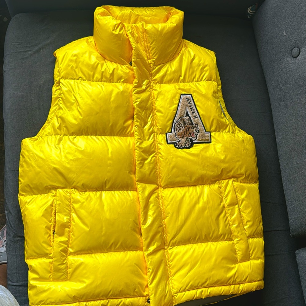 Brand new men’s Avirex vest